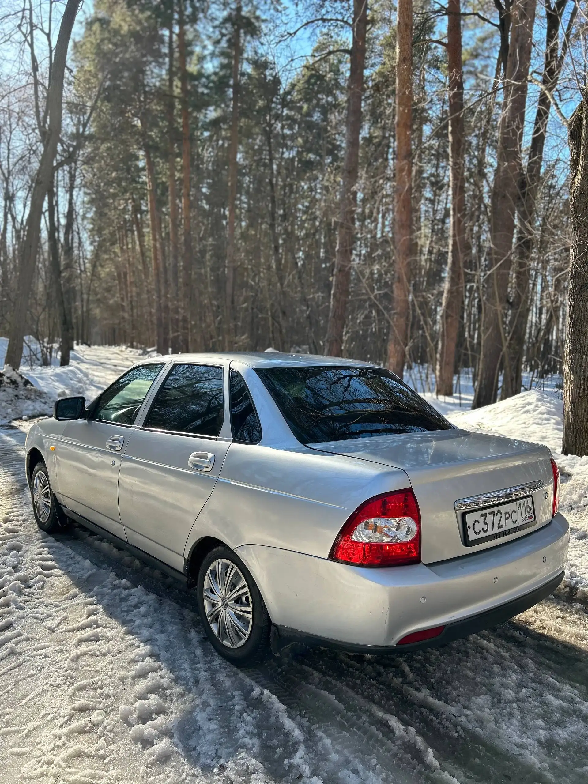 Продам Ладу Приору 2013 года выпуска - Легковые автомобили (Авто) в Нижнекамск