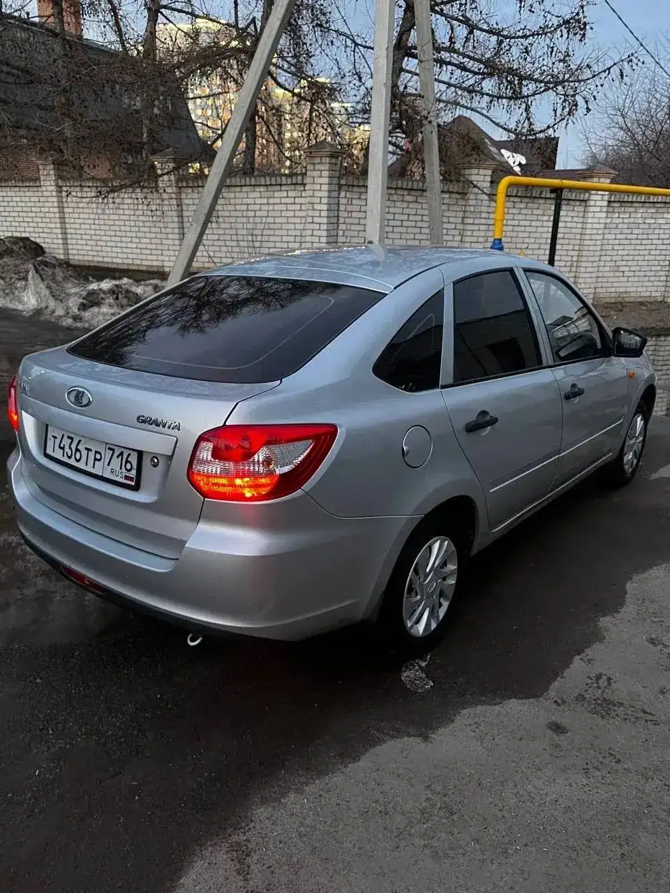 Продам Lada Granta лифтбек 2015 года - Легковые автомобили (Авто) в Казань
