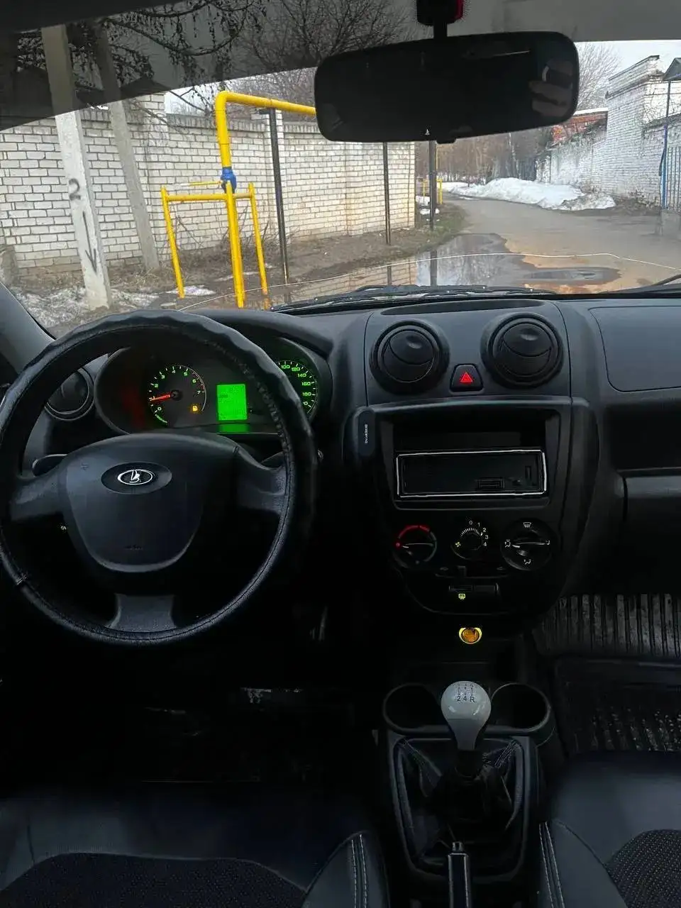 Продам Lada Granta лифтбек 2015 года - Легковые автомобили (Авто) в Казань