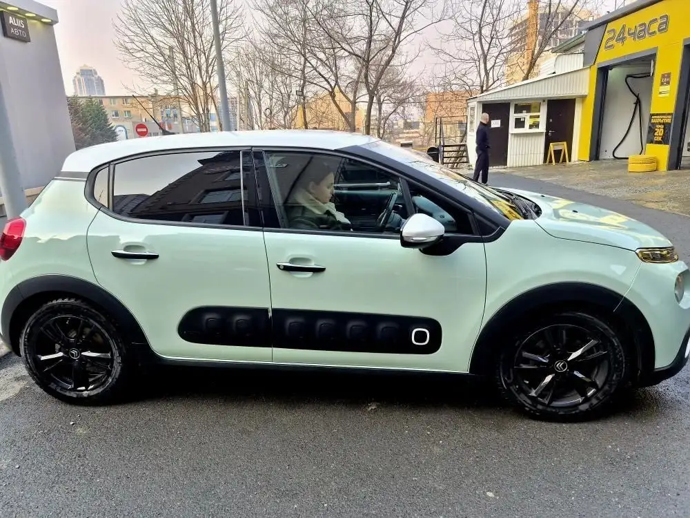 Citroen C3 2017 года, 1.2 турбо, автомат - Легковые автомобили (Авто) в Владивосток
