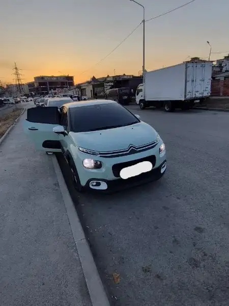 Citroen C3 2017 года, 1.2 турбо, автомат - Легковые автомобили (Авто) в Владивосток