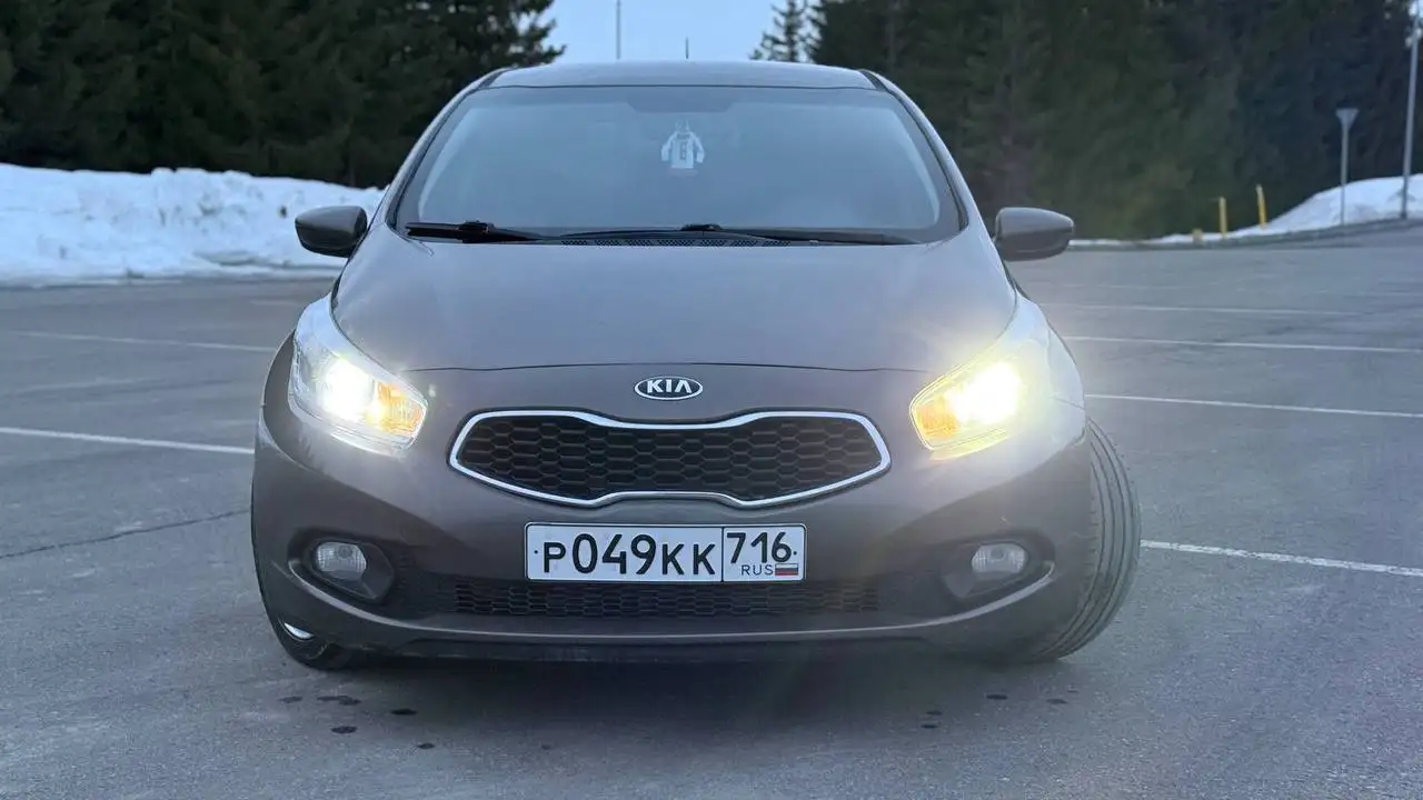 Продажа автомобиля Сиид 2013 года - Авто в Казань
