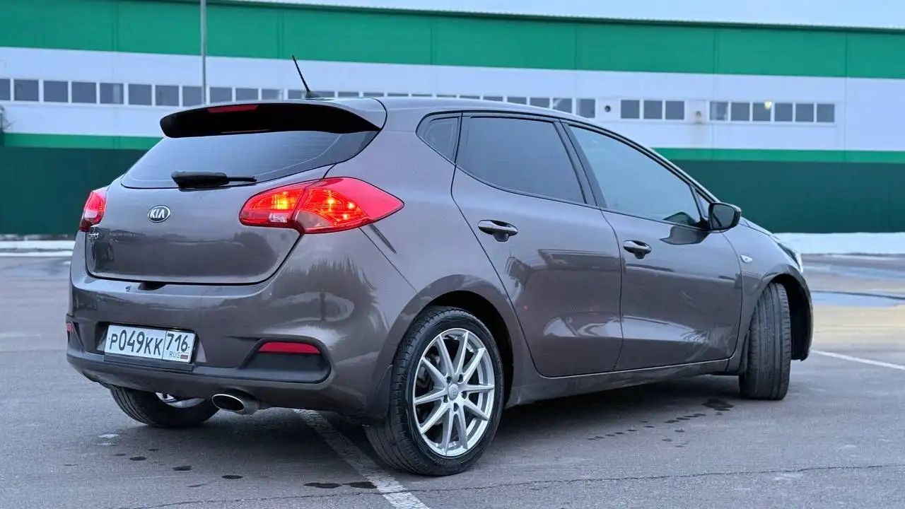 Продажа автомобиля Сиид 2013 года - Авто в Казань