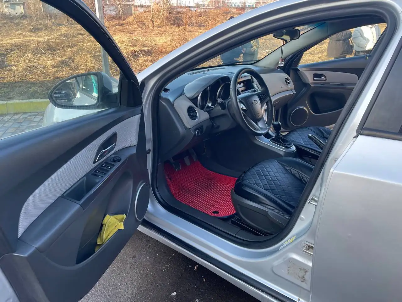 Продажа автомобиля 2010 года с двигателем 1.6 - Легковые автомобили (Авто) в Чебоксары