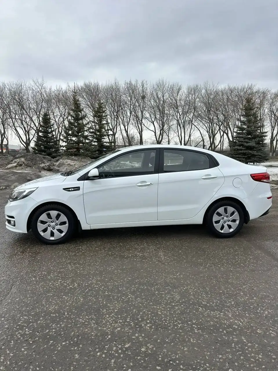 Kia Rio 2015 года в отличном состоянии - Легковые автомобили (Авто) в Набережные Челны