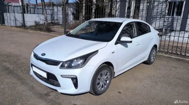 Продажа Kia Rio 2018 года в комплектации Luxe - Автомобили в Казань
