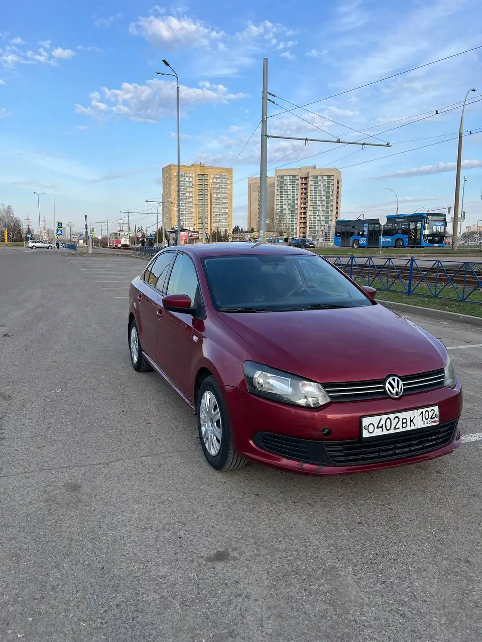 Volkswagen Polo 1.6 автомат 2012 года в богатой комплектации - Легковые автомобили (Авто) в Казань