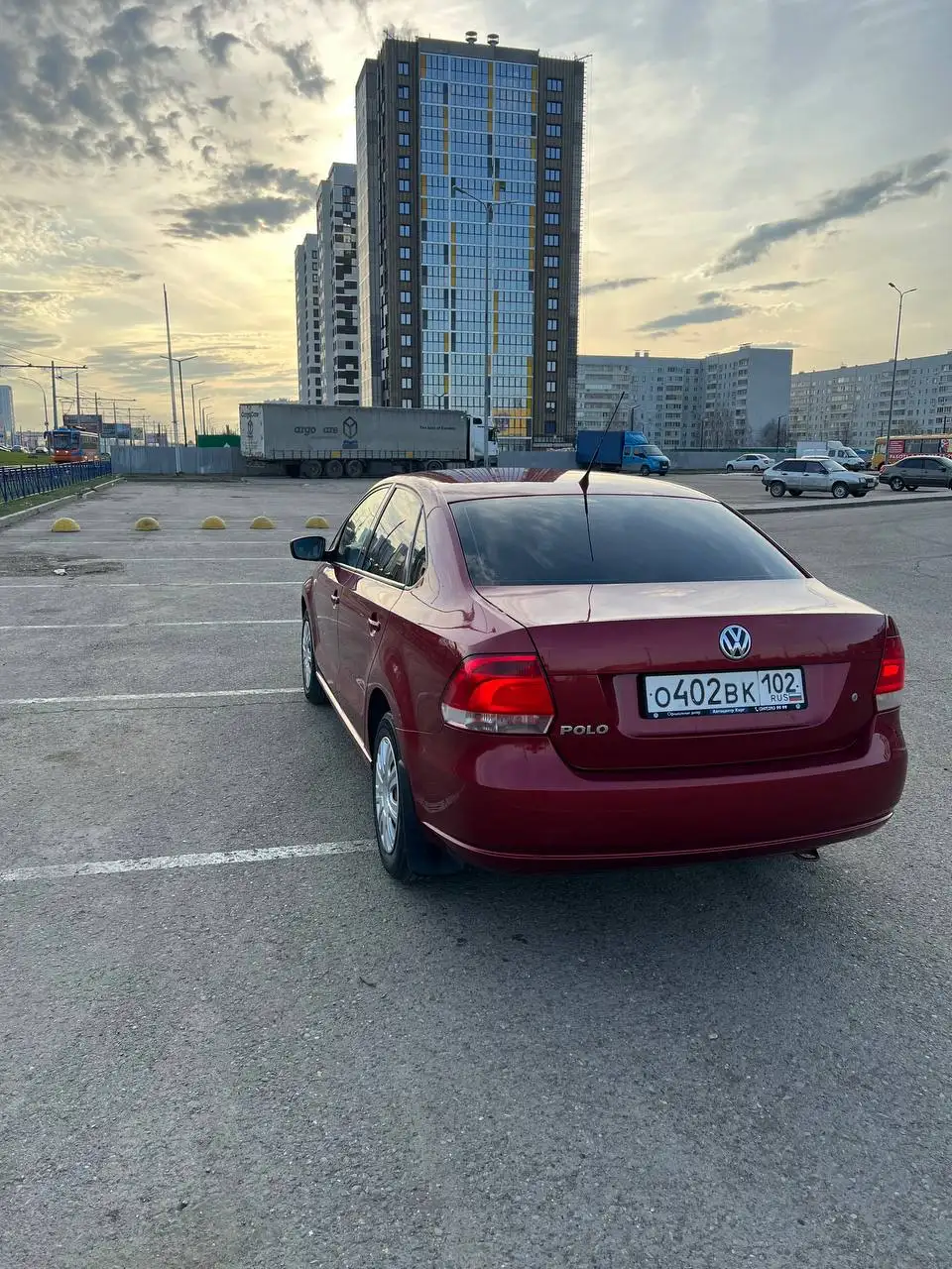 Volkswagen Polo 1.6 автомат 2012 года в богатой комплектации - Легковые автомобили (Авто) в Казань