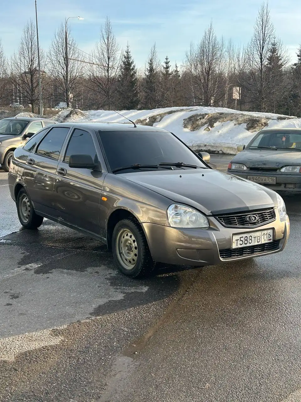 LADA Priora 2 2013 года, зеленый цвет - Легковые автомобили (Авто) в Казань