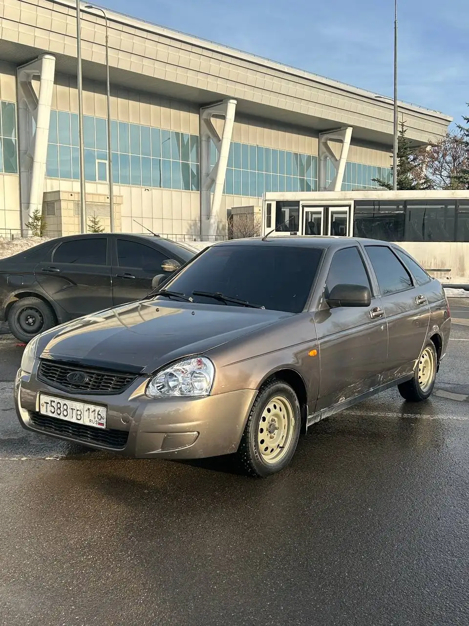 LADA Priora 2 2013 года, зеленый цвет - Легковые автомобили (Авто) в Казань