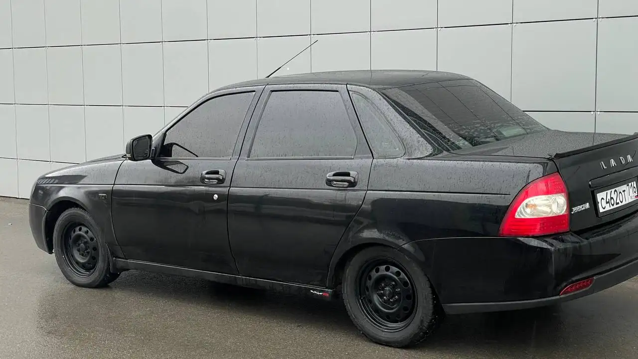 Продам Приора 2011 года с кондиционером - Авто в Казань