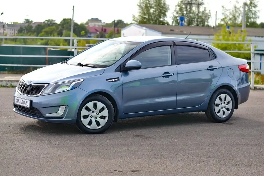 Kia Rio 2013 с автоматом - Легковые авто (Авто) в Канаш