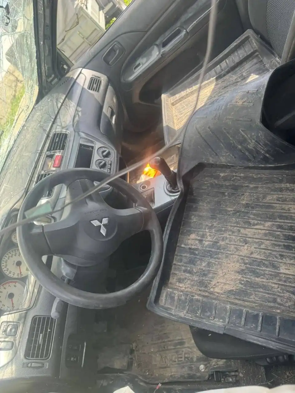 Автомобиль на полном ходу - Автомобиль целиком / битые (Авто) в Казань