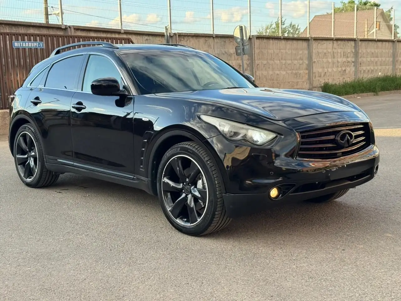 INFINITI QX70-FX37 2015 - Авто в Москва