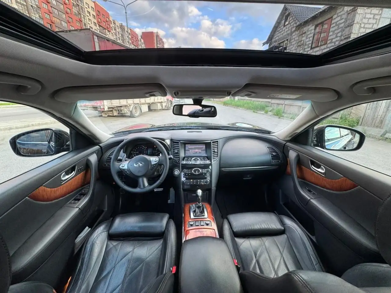 INFINITI QX70-FX37 2015 - Авто в Москва