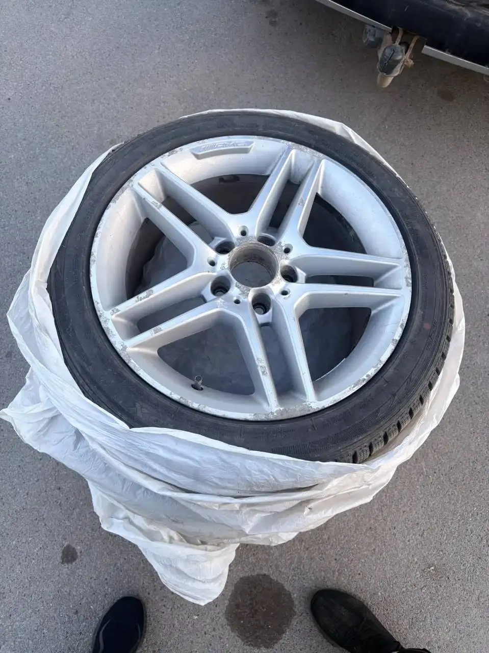 Продам зимнюю резину - Шины и диски (Авто) в Казань