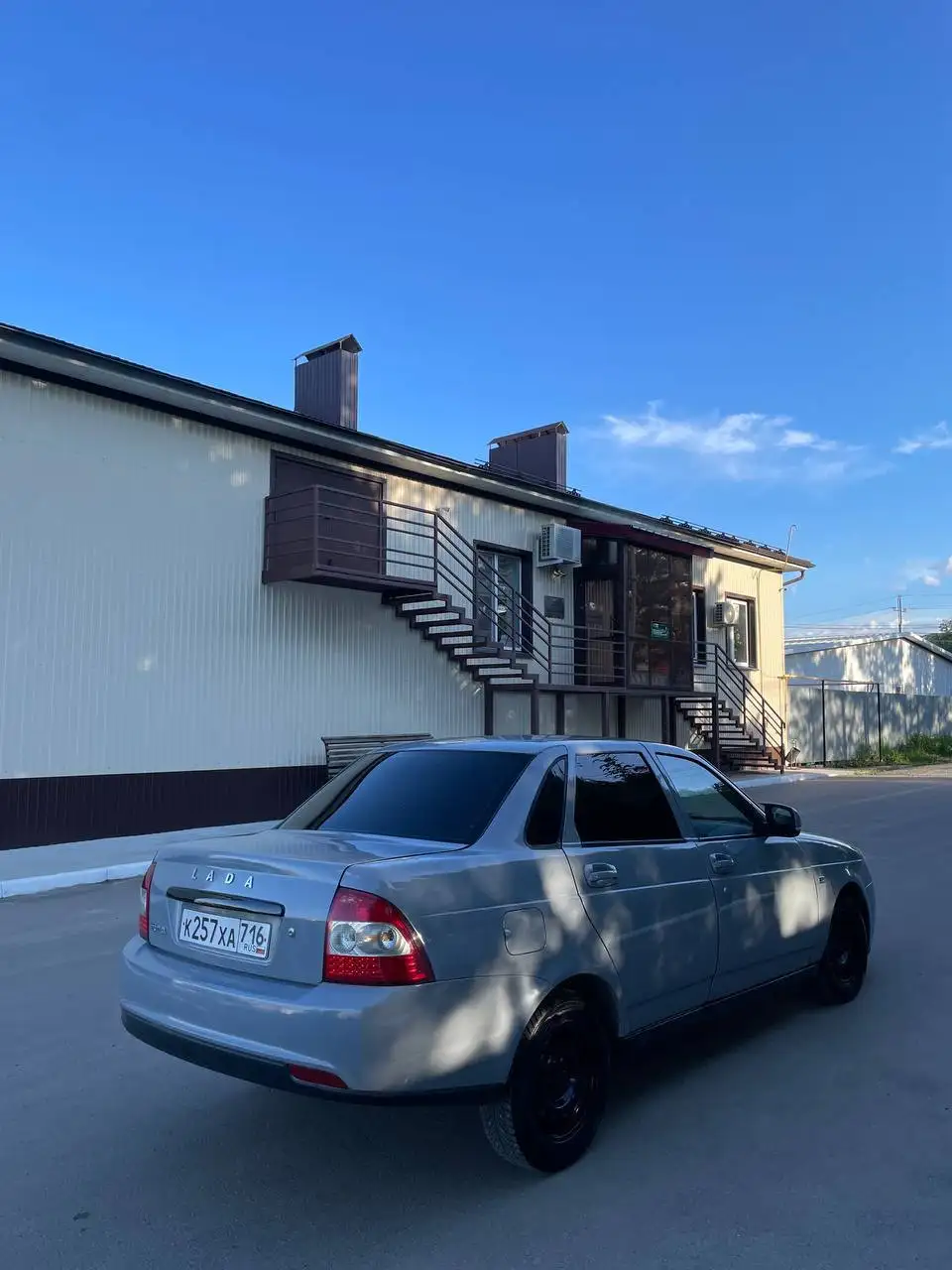 LADA Priora 2008, стильный цвет Nardo Grey - Авто в Мамадыш