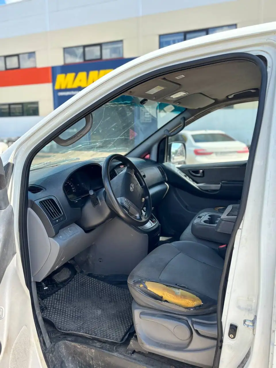 Hyundai Starex 2011 с неисправным двигателем - Микроавтобусы (Авто) в Набережные Челны