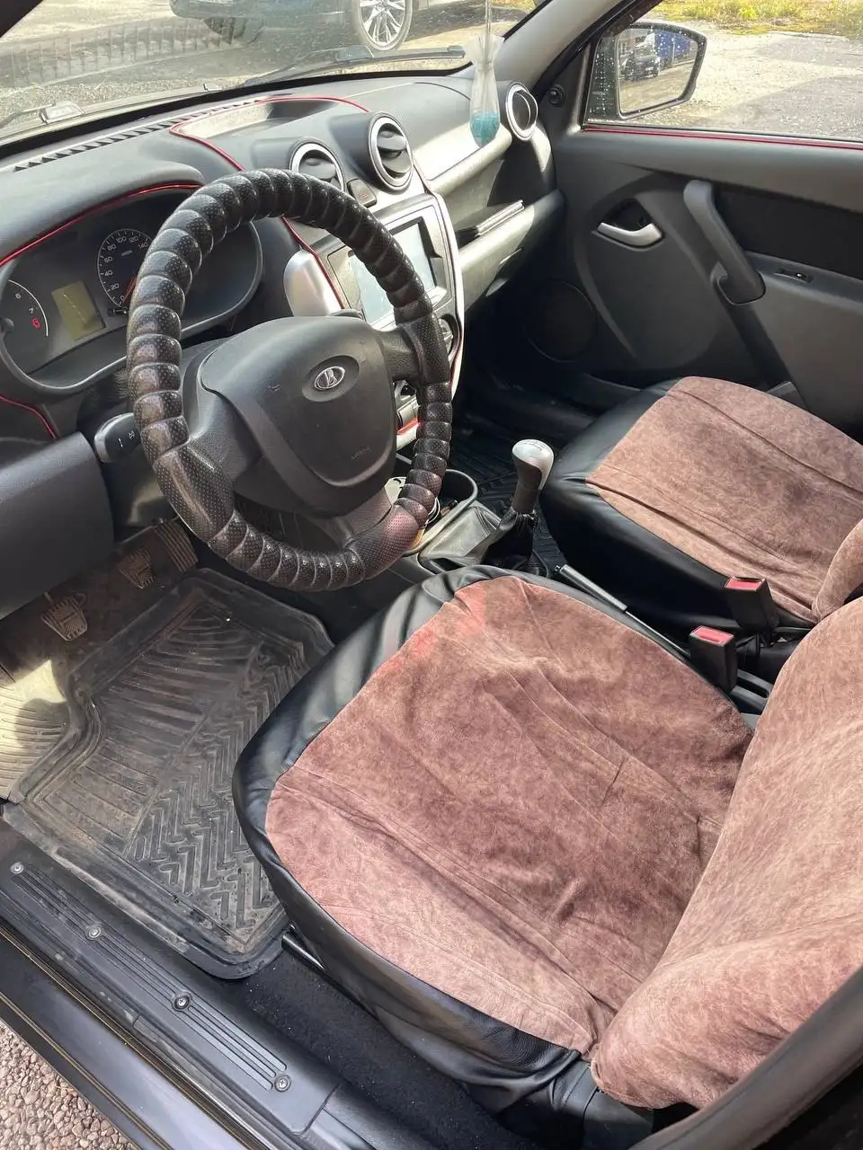 Продам Ладу Гранту Лифтбек 2014 - Легковые авто (Авто) в Казань