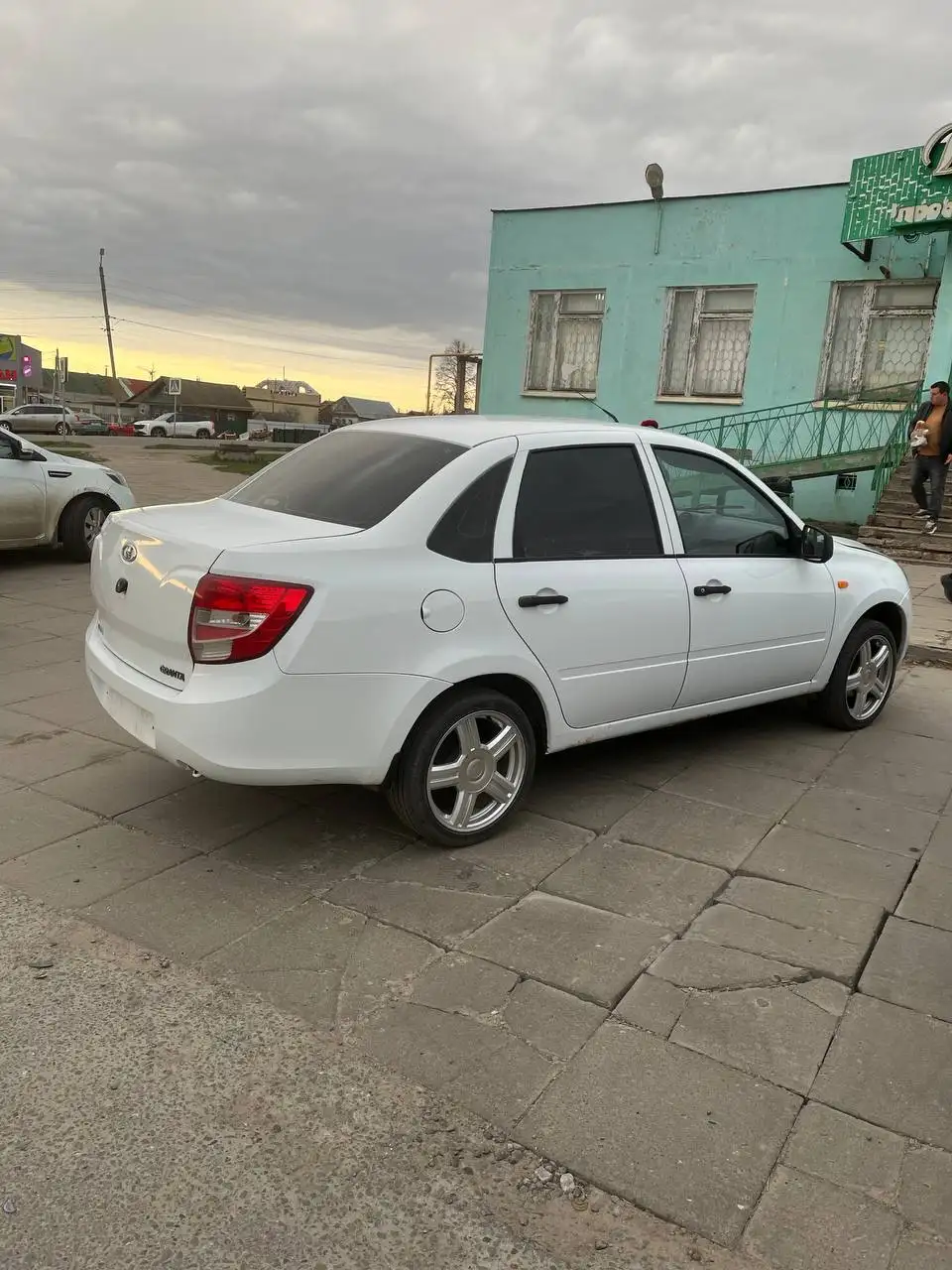 Hyundai Solaris 2014 - Авто в Канаш