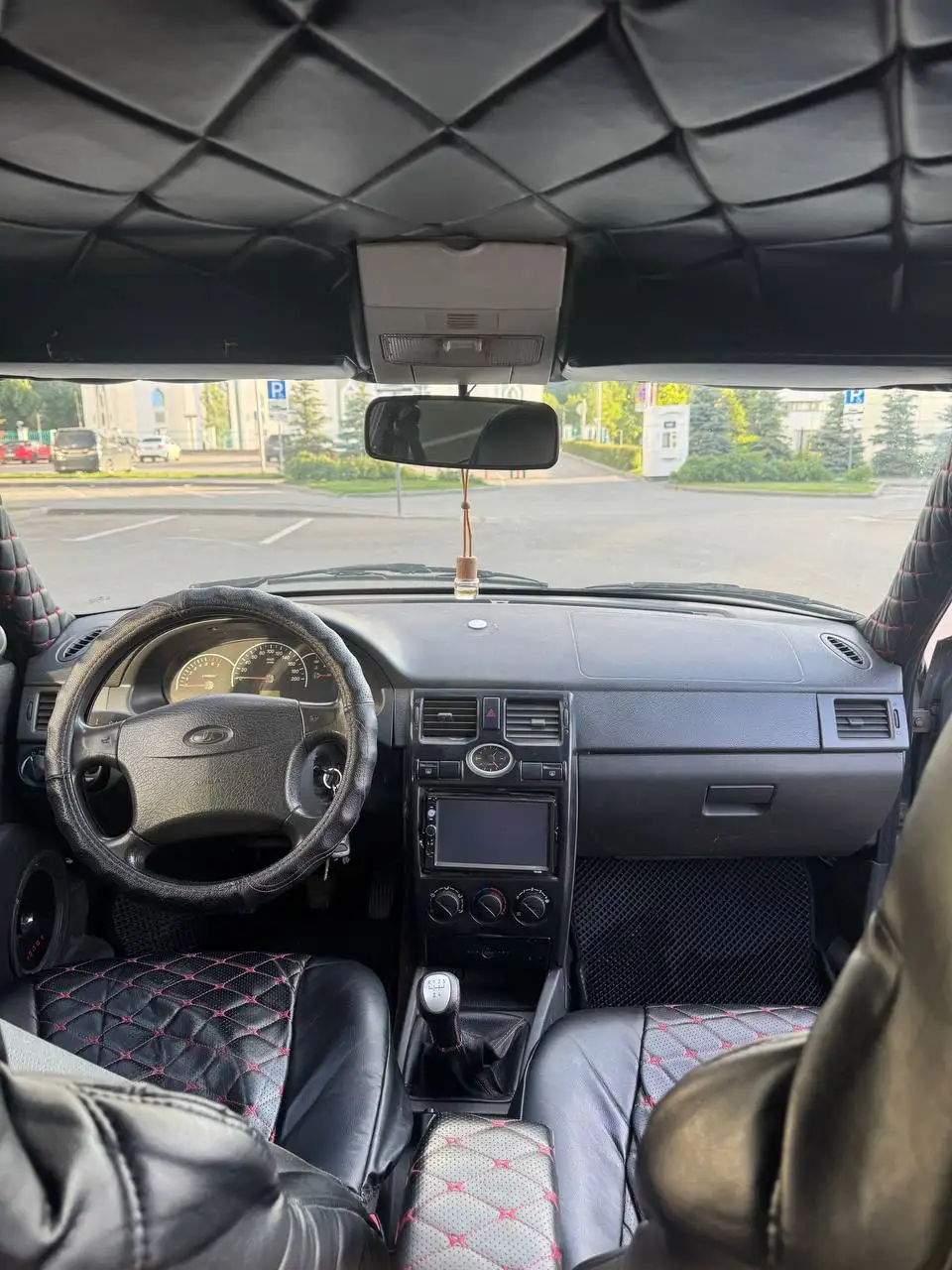 Lada Priora 2011, хэтчбек - Легковые автомобили (Авто) в Казань
