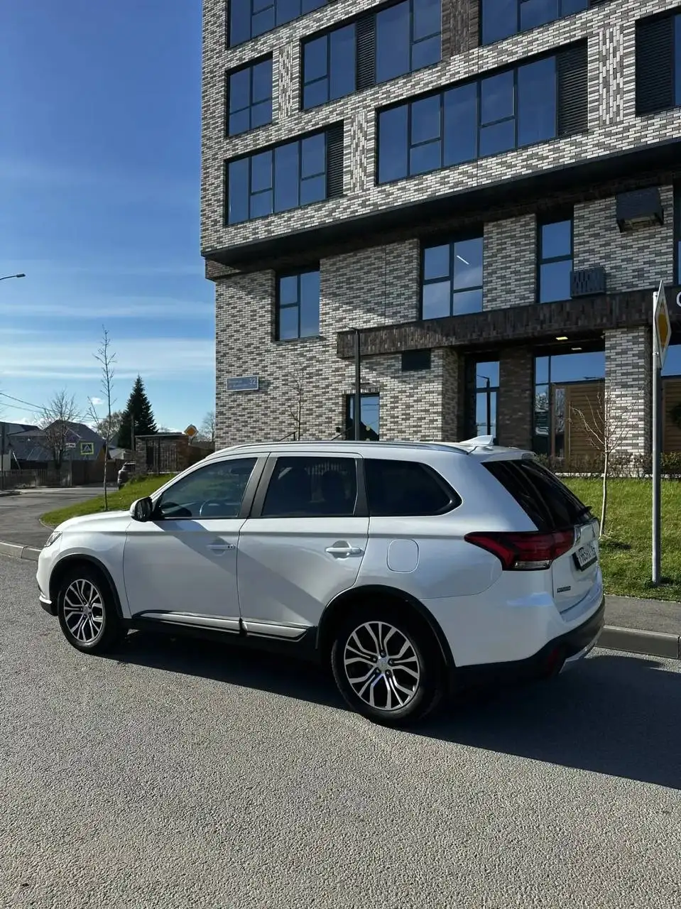 Автомобиль 2017 года, полный привод, кожаный салон - Легковые автомобили (Авто) в Казань