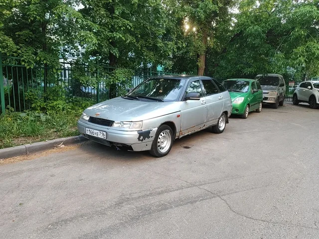 ВАЗ-2112 2003 года - Mercedes-Benz в Набережные Челны