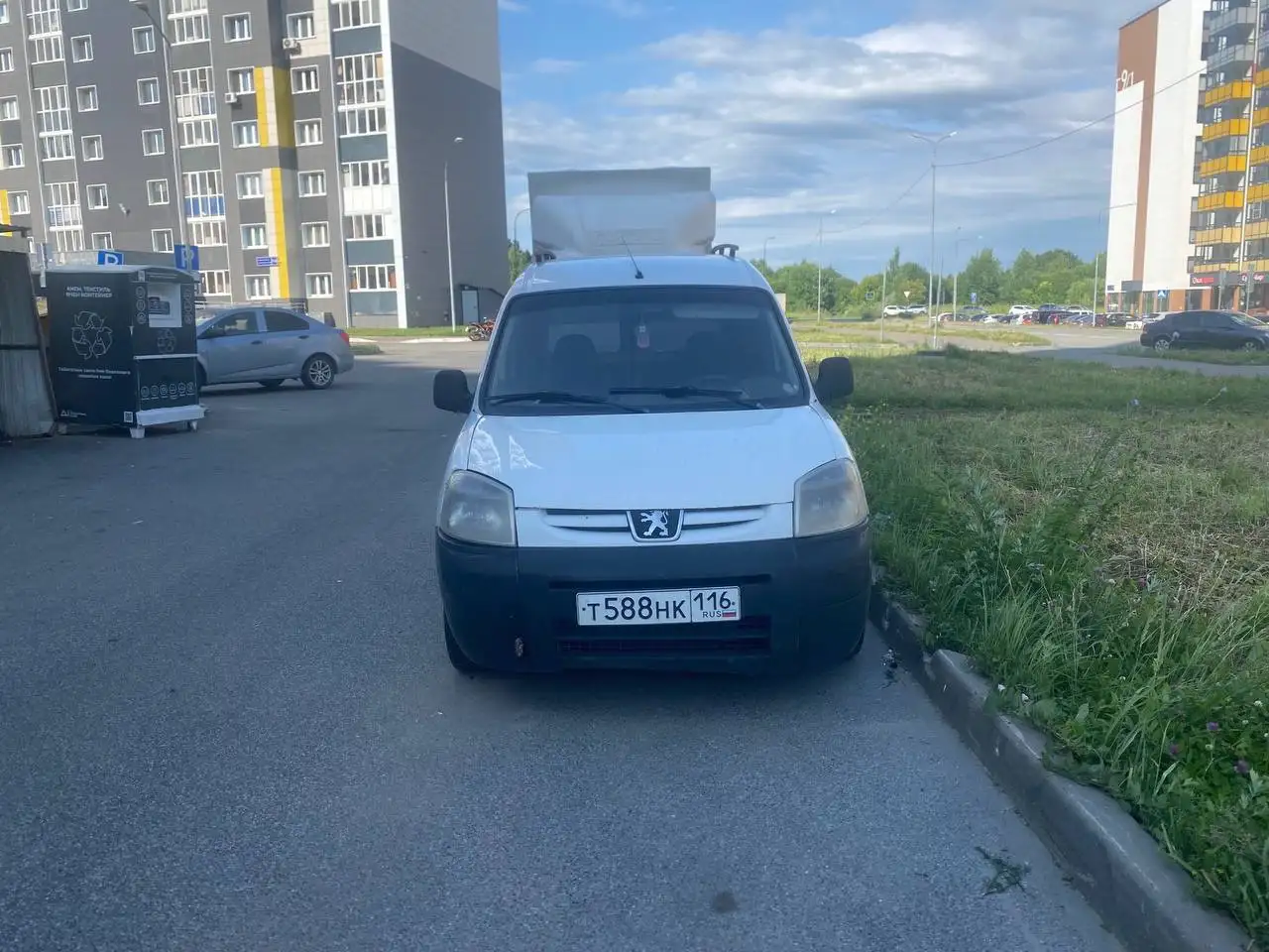 Renault Logan 2011 года в работе - Легковые автомобили (Авто) в Казань