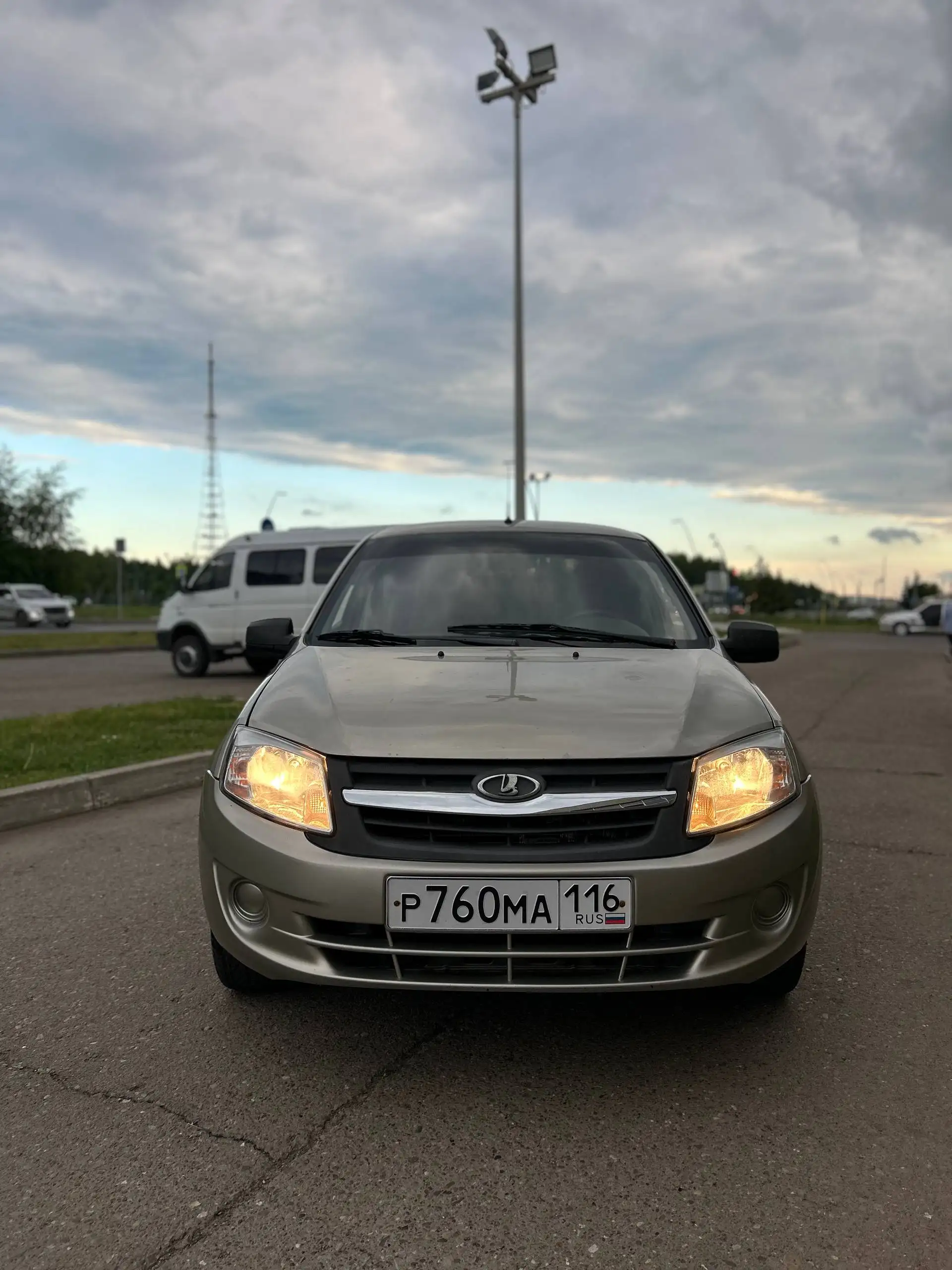 Продам Ладу Гранту 2012 года - Легковые автомобили (Авто) в Нижнекамск