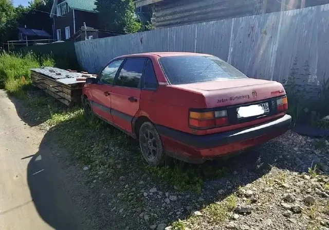 Volkswagen Passat B3 1989 - Скутеры в Казань