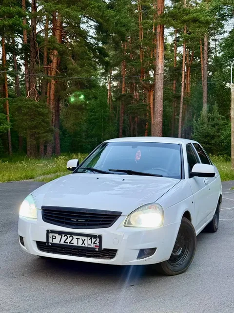 Lada Priora 2010 на музыке - Легковые автомобили в Казань