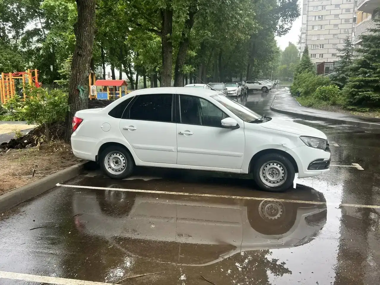 Lada Granta White 2021 – идеальна для такси или первой машины - Легковые автомобили (Авто) в Казань