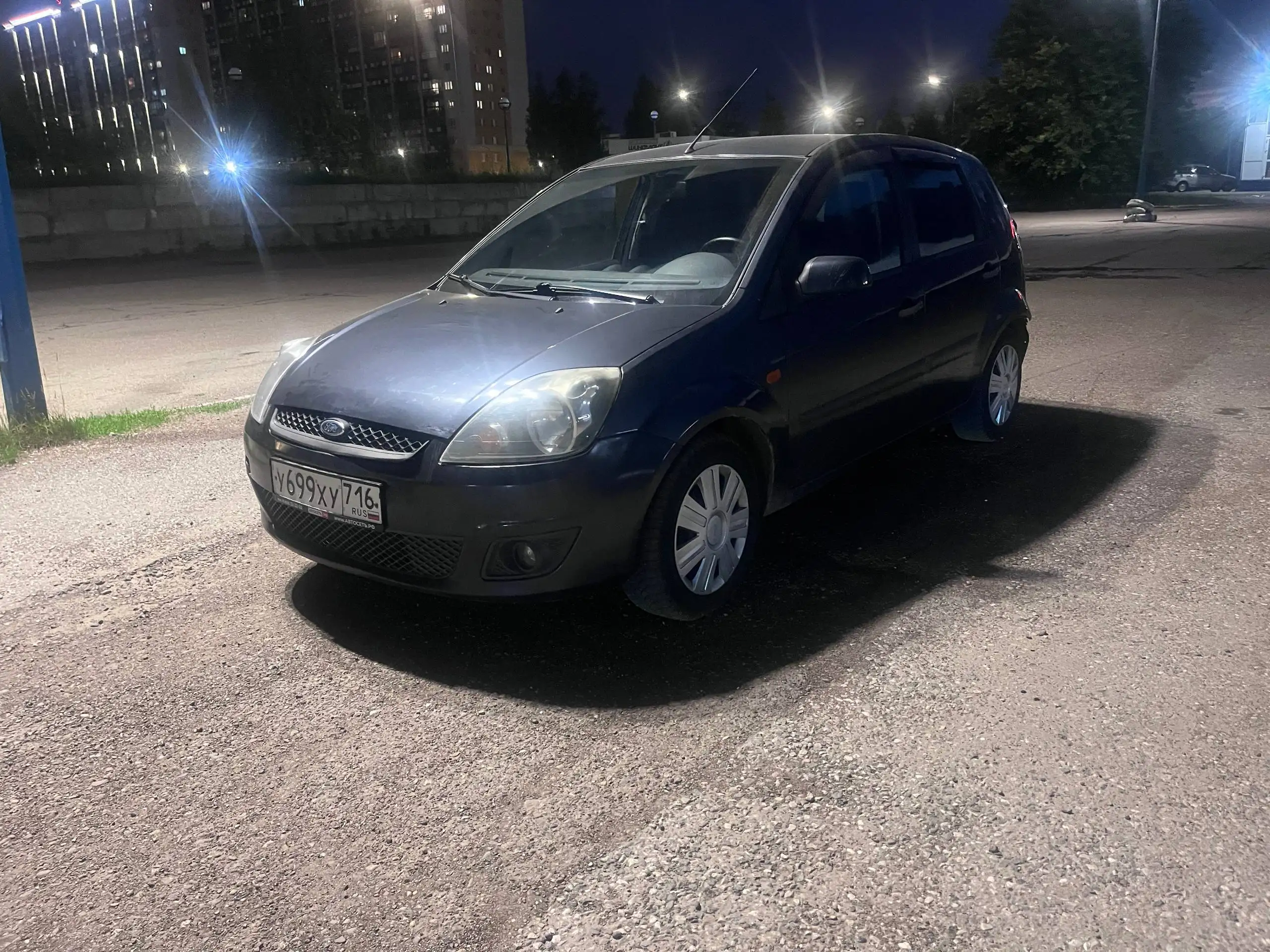 Ford Fiesta 2008 - Авто в Набережные Челны