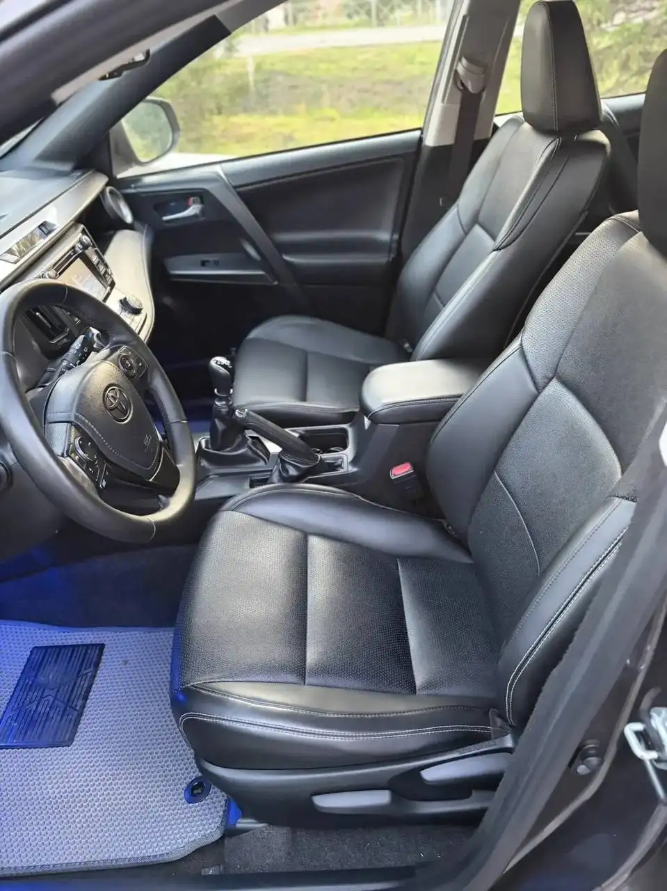 Toyota RAV4 40 2015 года - Легковые автомобили (Авто) в Нурлат