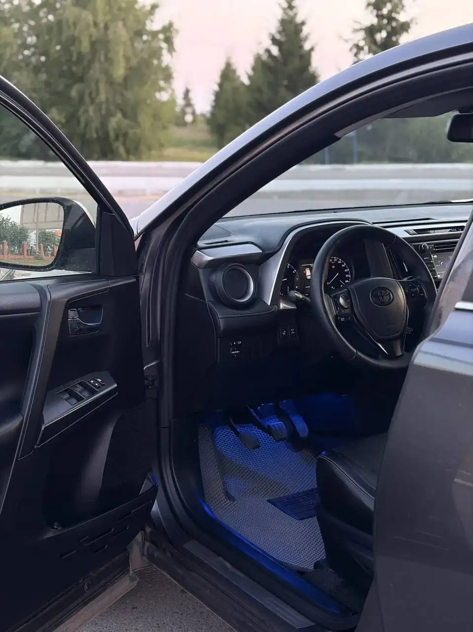 Toyota RAV4 40 2015 года - Легковые автомобили (Авто) в Нурлат