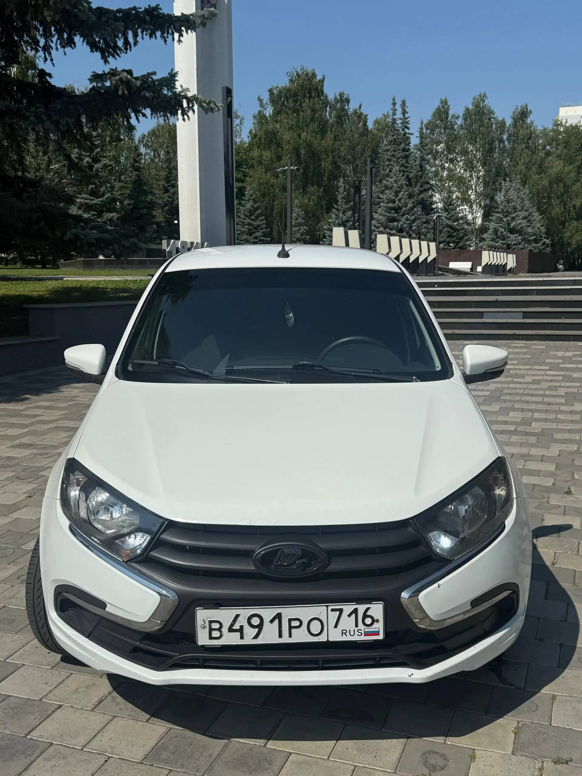Лада Гранта 2019 - Легковые автомобили (Авто) в Нижнекамск