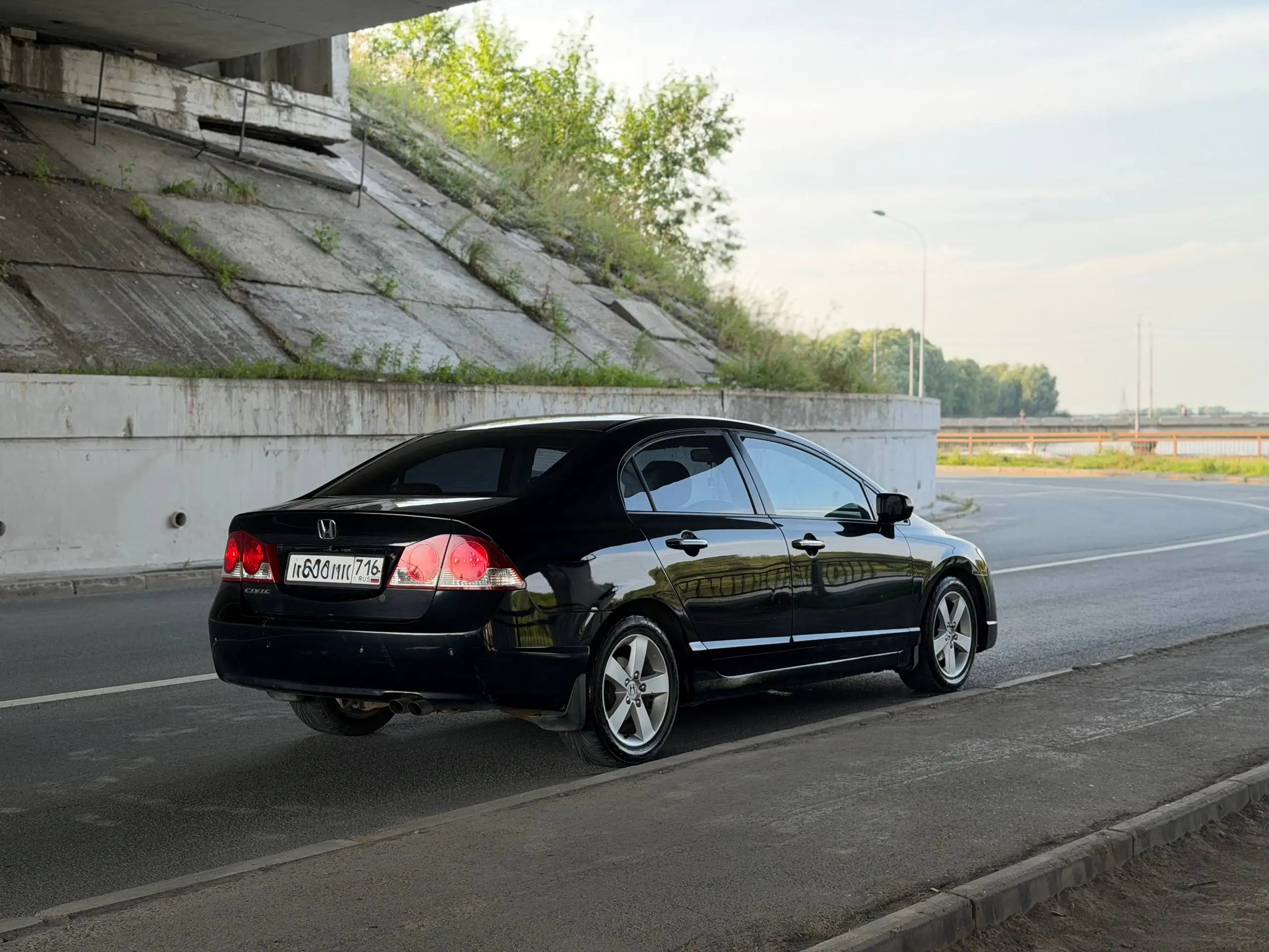 Honda Civic 4D, 2007, максимальная комплектация - Honda Civic (Авто) в Казань