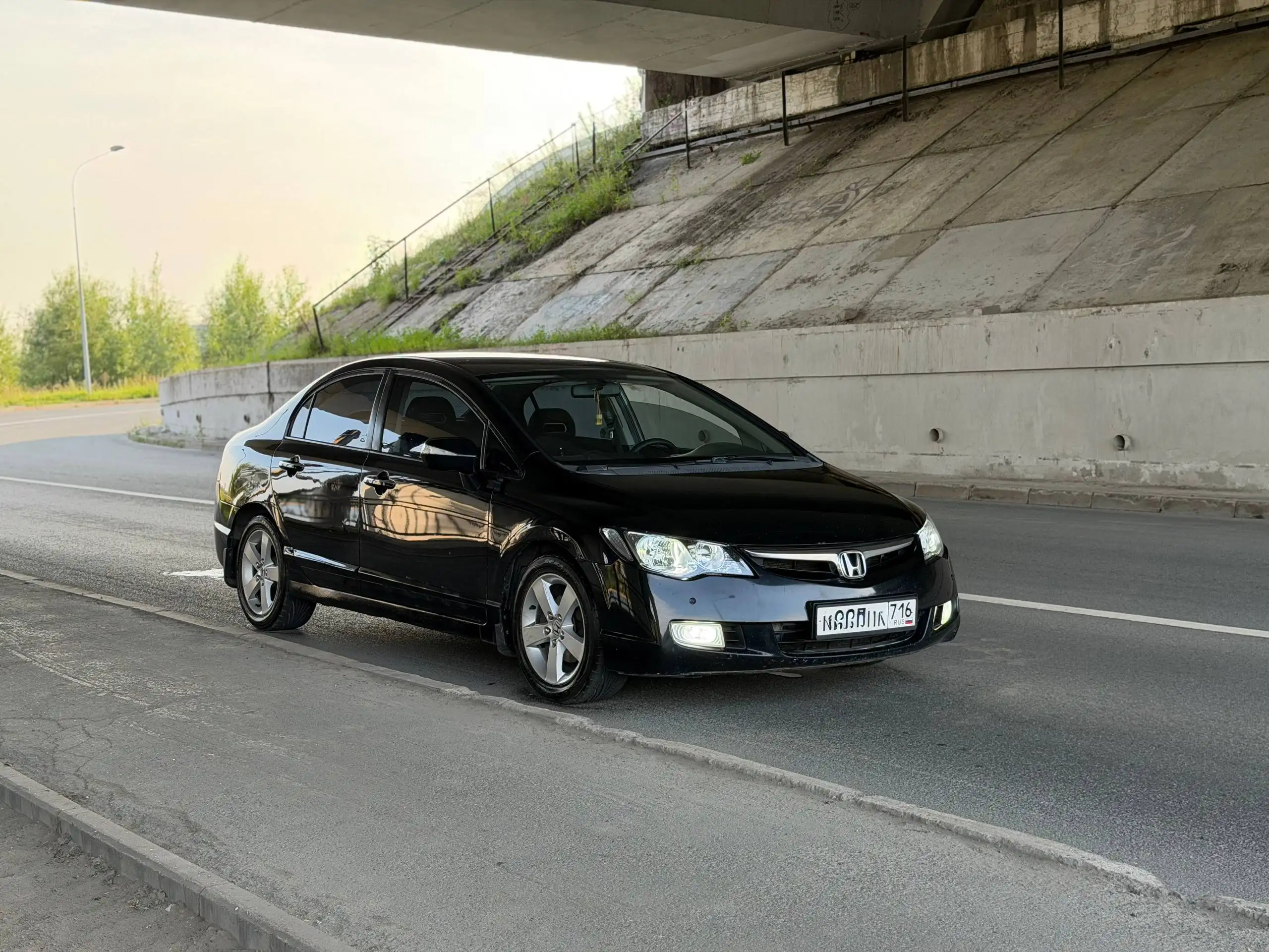 Honda Civic 4D, 2007, максимальная комплектация - Honda Civic (Авто) в Казань