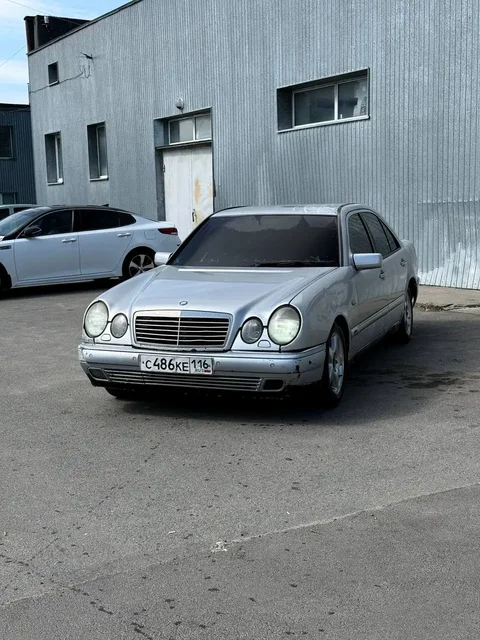 Mercedes-Benz E-Class W210 1997 - частное объявление в Казань
