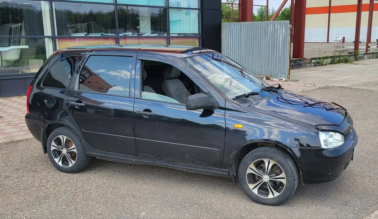Продажа автомобиля 2010 года в Набережных Челнах - Легковые автомобили (Авто) в Набережные Челны