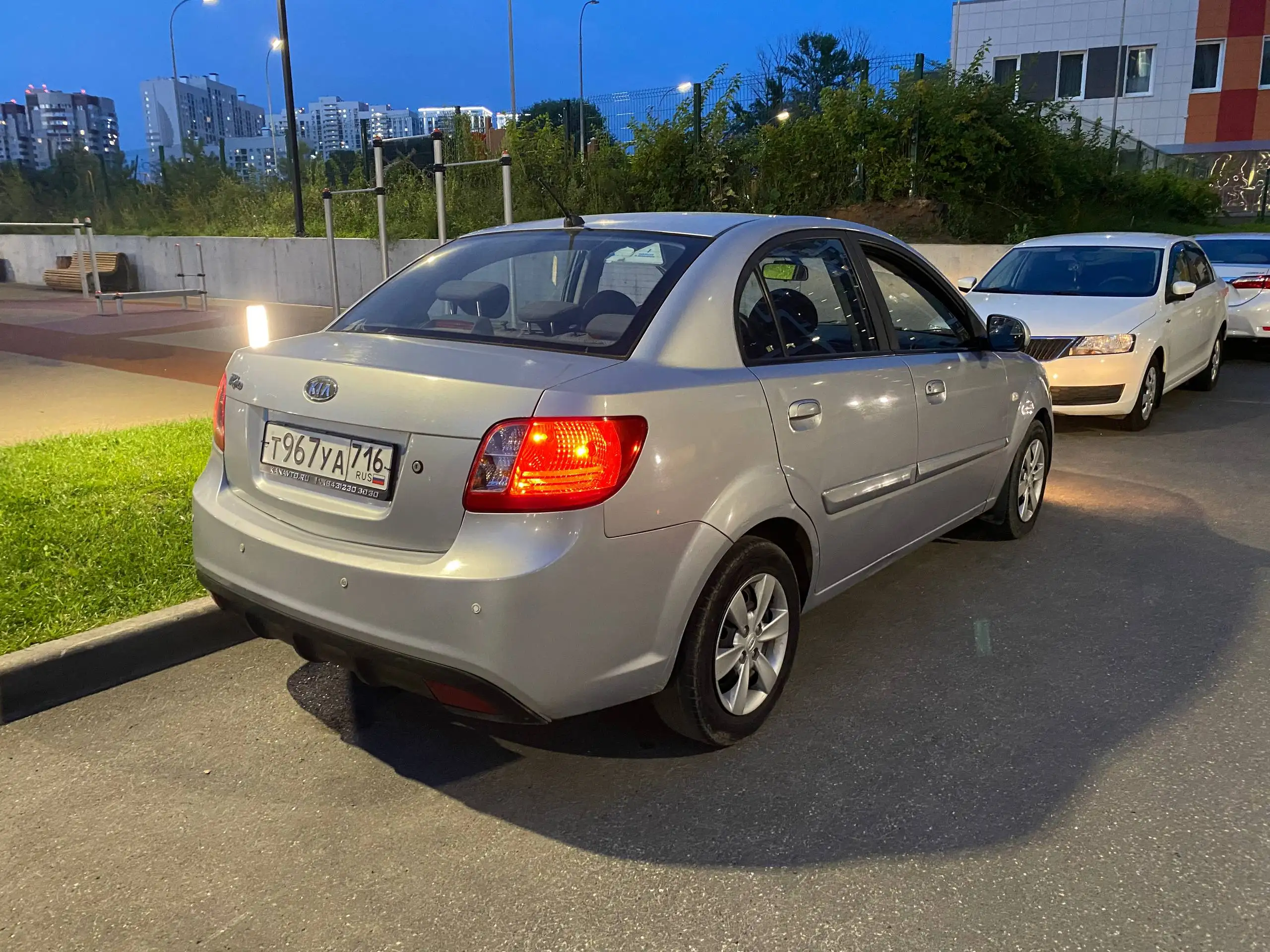 Kia Rio 2010, 1.4 МТ - Авто в Казань