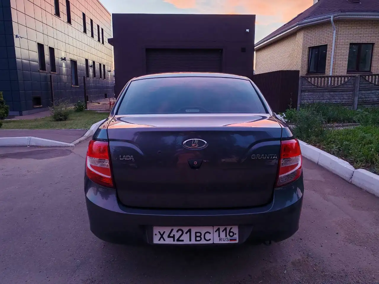 Продам Гранту, 1 хозяин, не битая - Легковые автомобили (Авто) в Нижнекамск