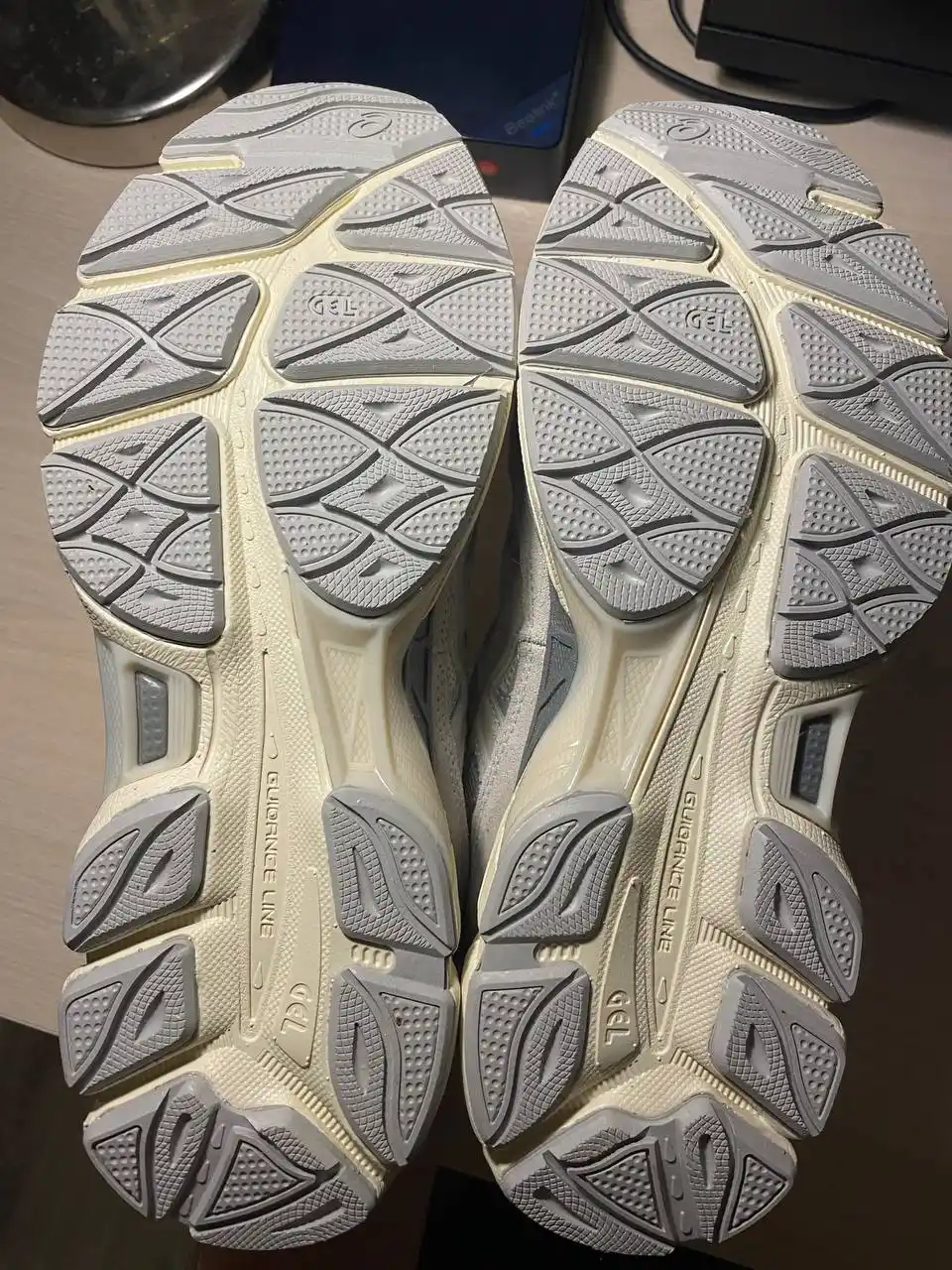 Кроссовки ни разу не ношенные