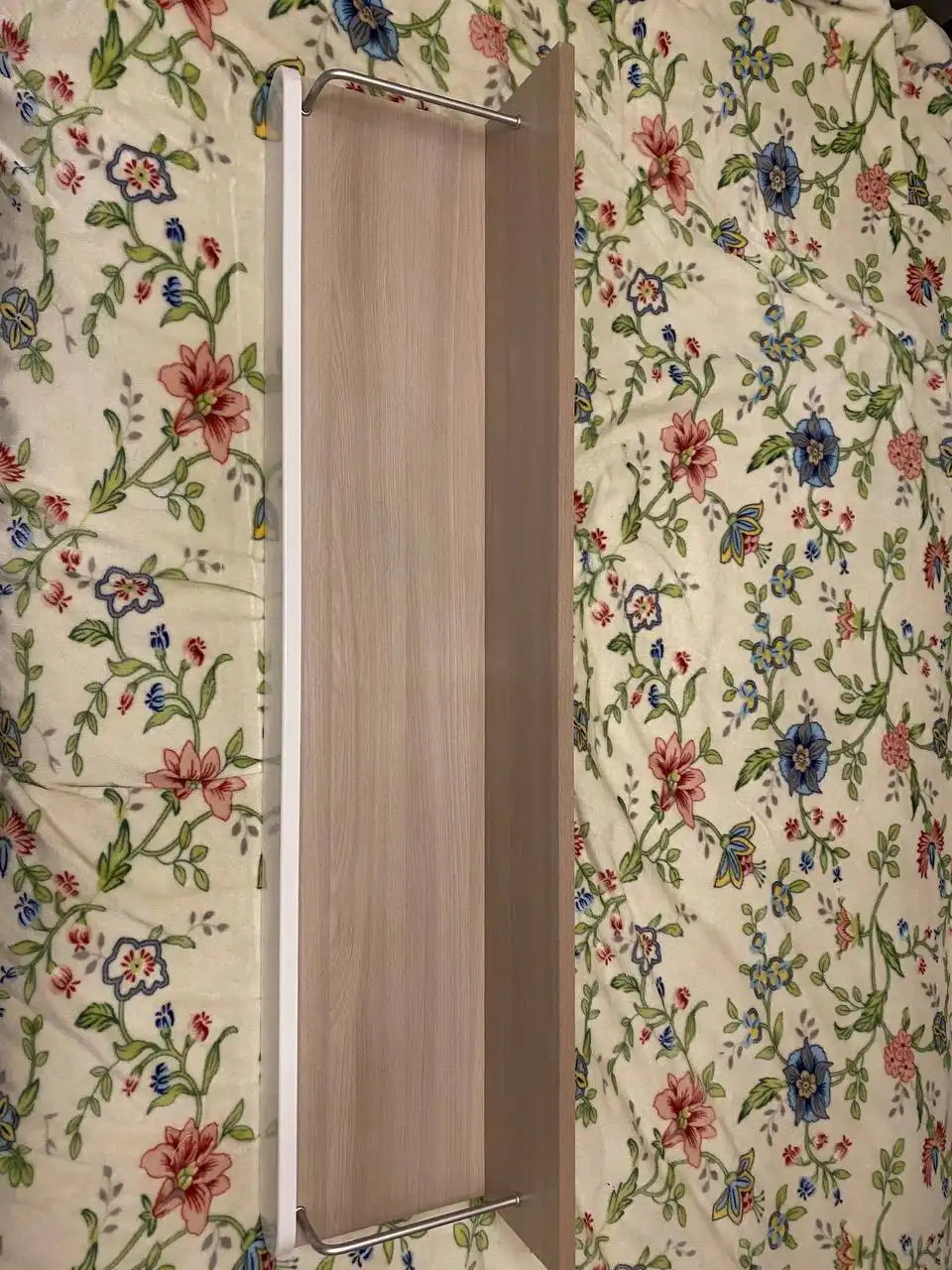 Полка новая с дефектами