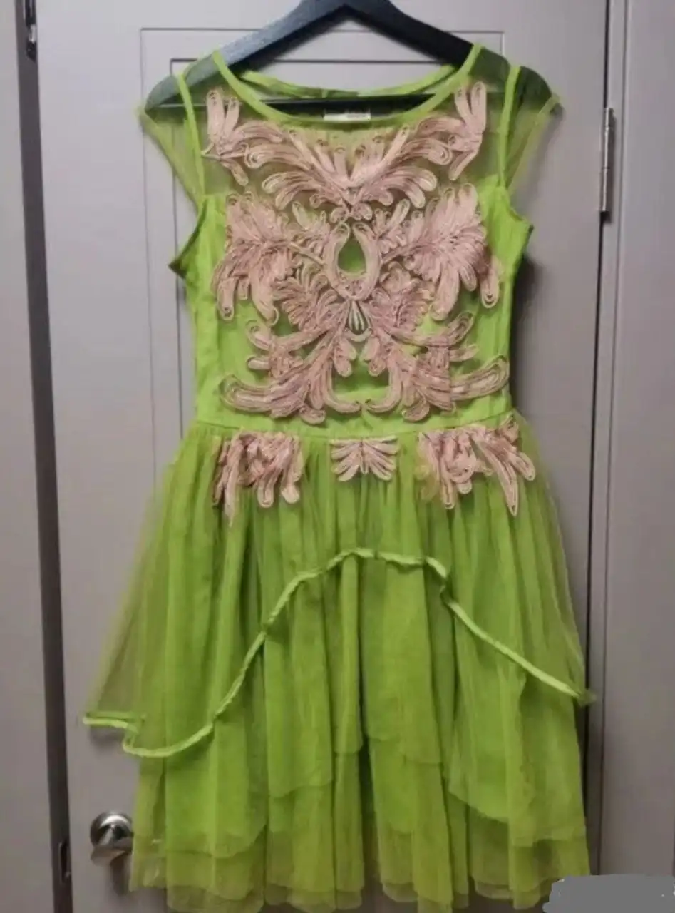 Платье для девочки рост 158см