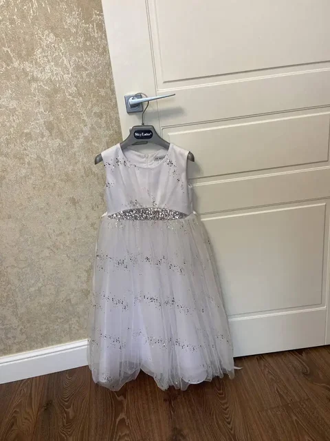 Продажа женской одежды и игрушки - Одежда в Москва