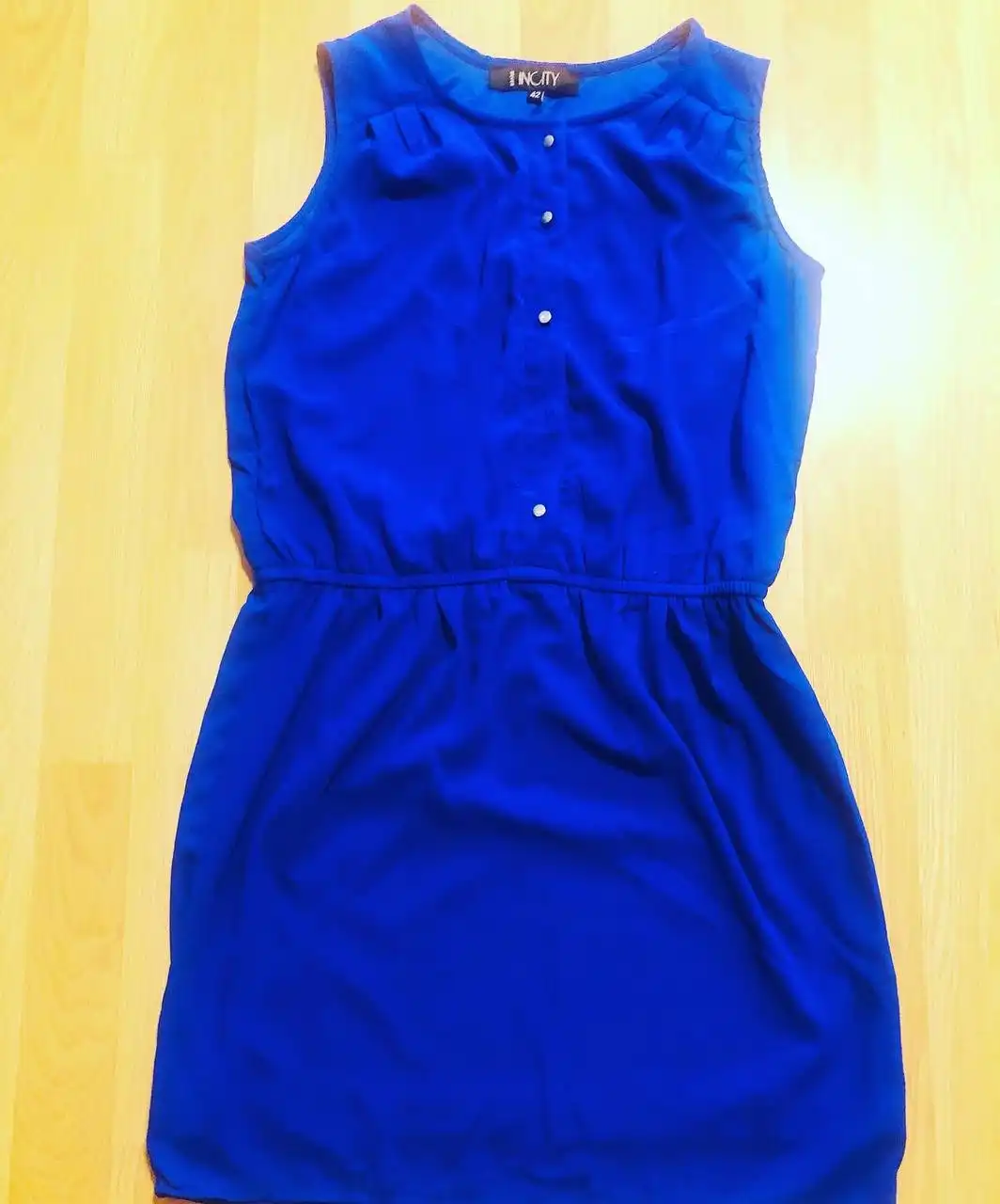 Новое платье 42 размер