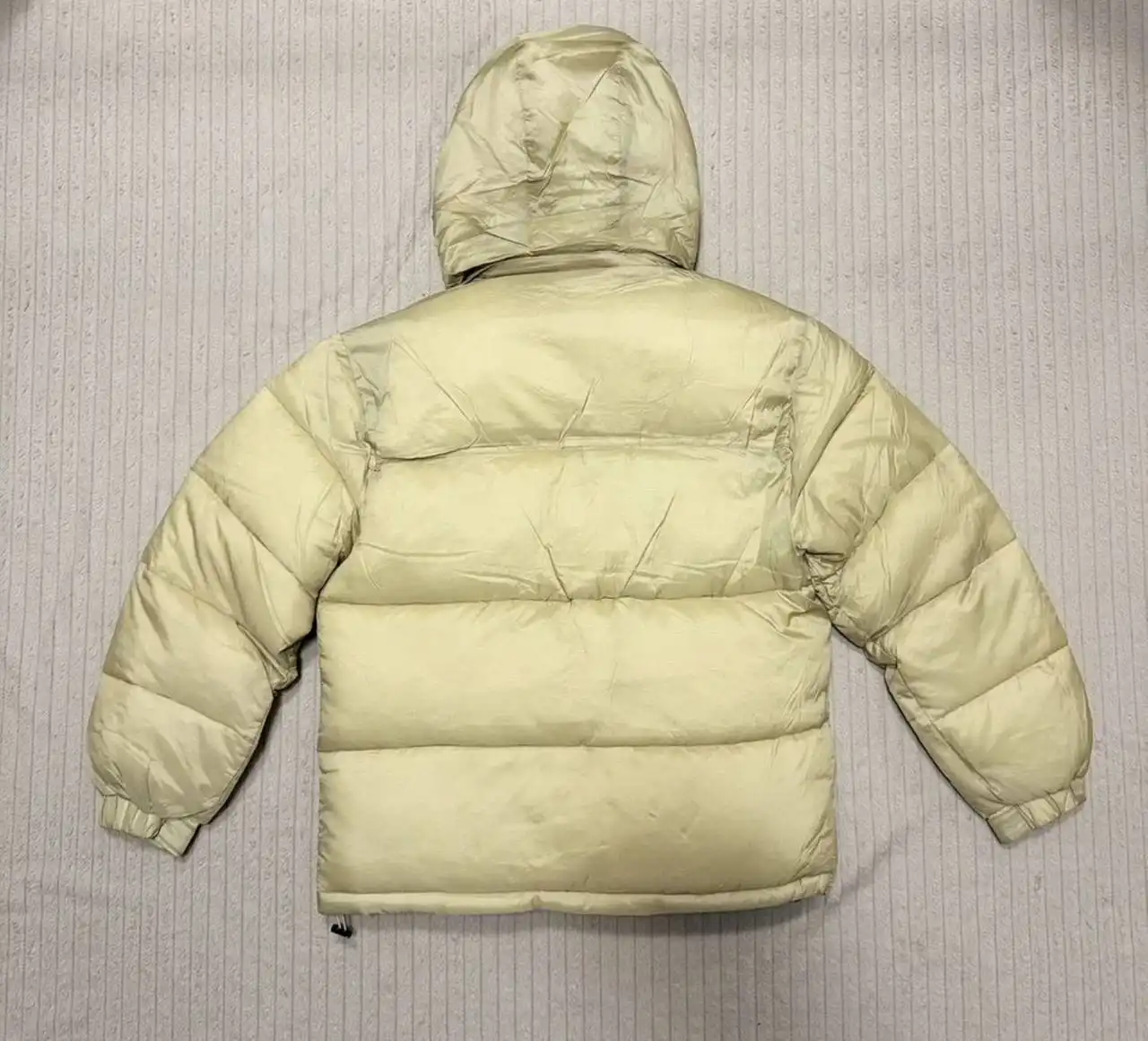 Продажа зимней куртки