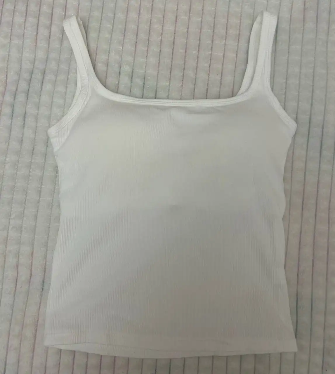 Продам одну вещь за 300 рублей