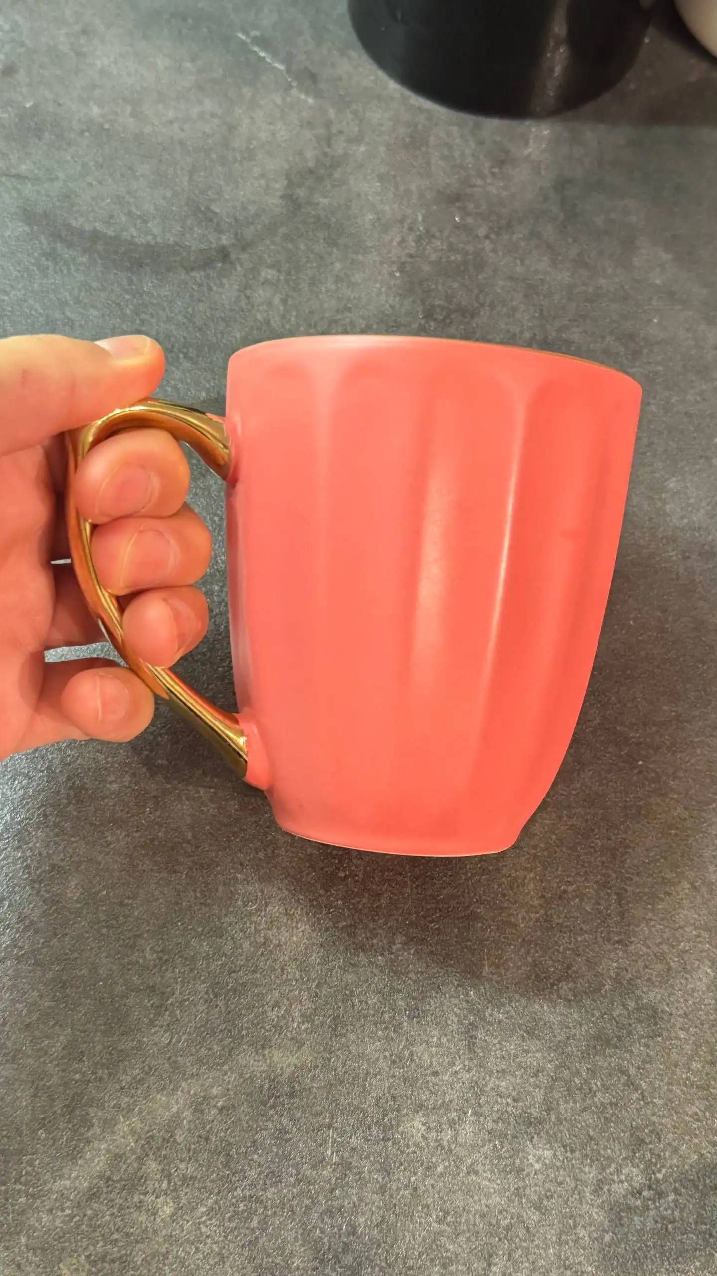 Продажа посуды и кухонных принадлежностей